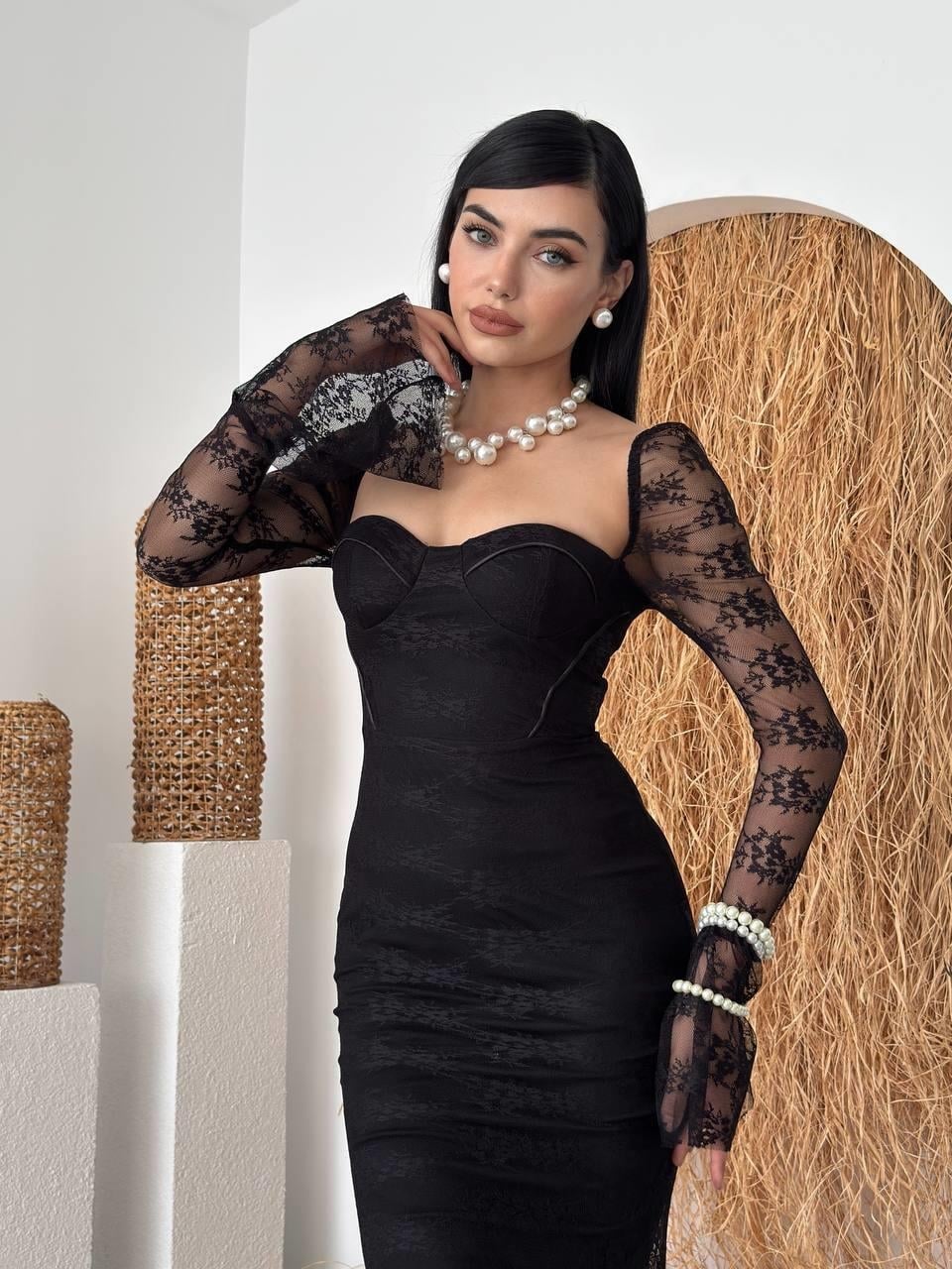 Black Lace Sweetheart Midi Dress - Etika - by Peralane - photo 3