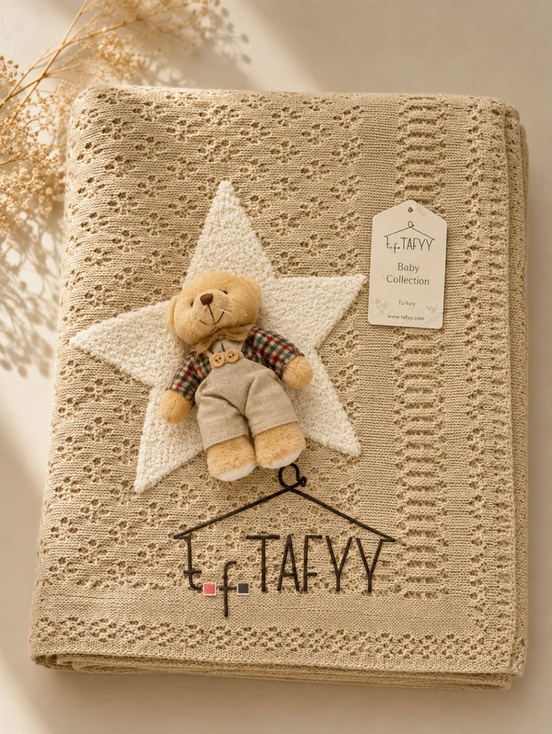 Knit Baby Blanket with Star Motif and Teddy Bear - Has Bereket - by Peralane
