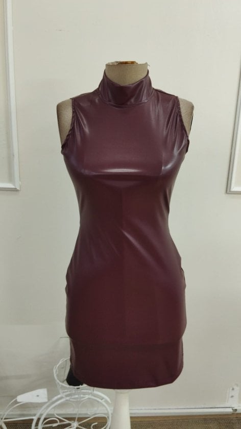 Women's Sleeveless Mock-Neck Mini Faux Leather Dress in Burgundy - Janes - by Peralane - photo 6