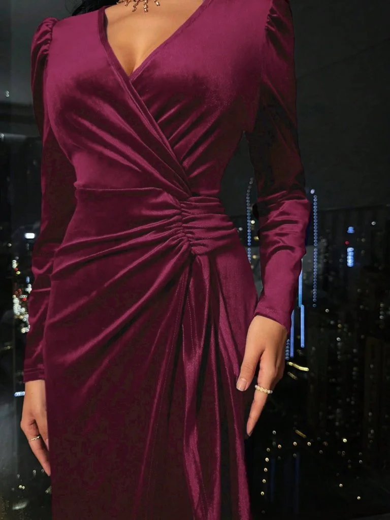Women's Long Sleeve Wrap V-Neck Ruched Side Midi Velvet Dress - Janes - by Peralane - photo 3