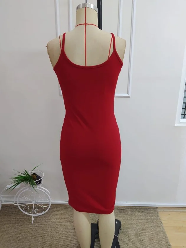 Women's Sleeveless V-Neck Ribbed Knit Midi Dress in Red - Janes - by Peralane - photo 6