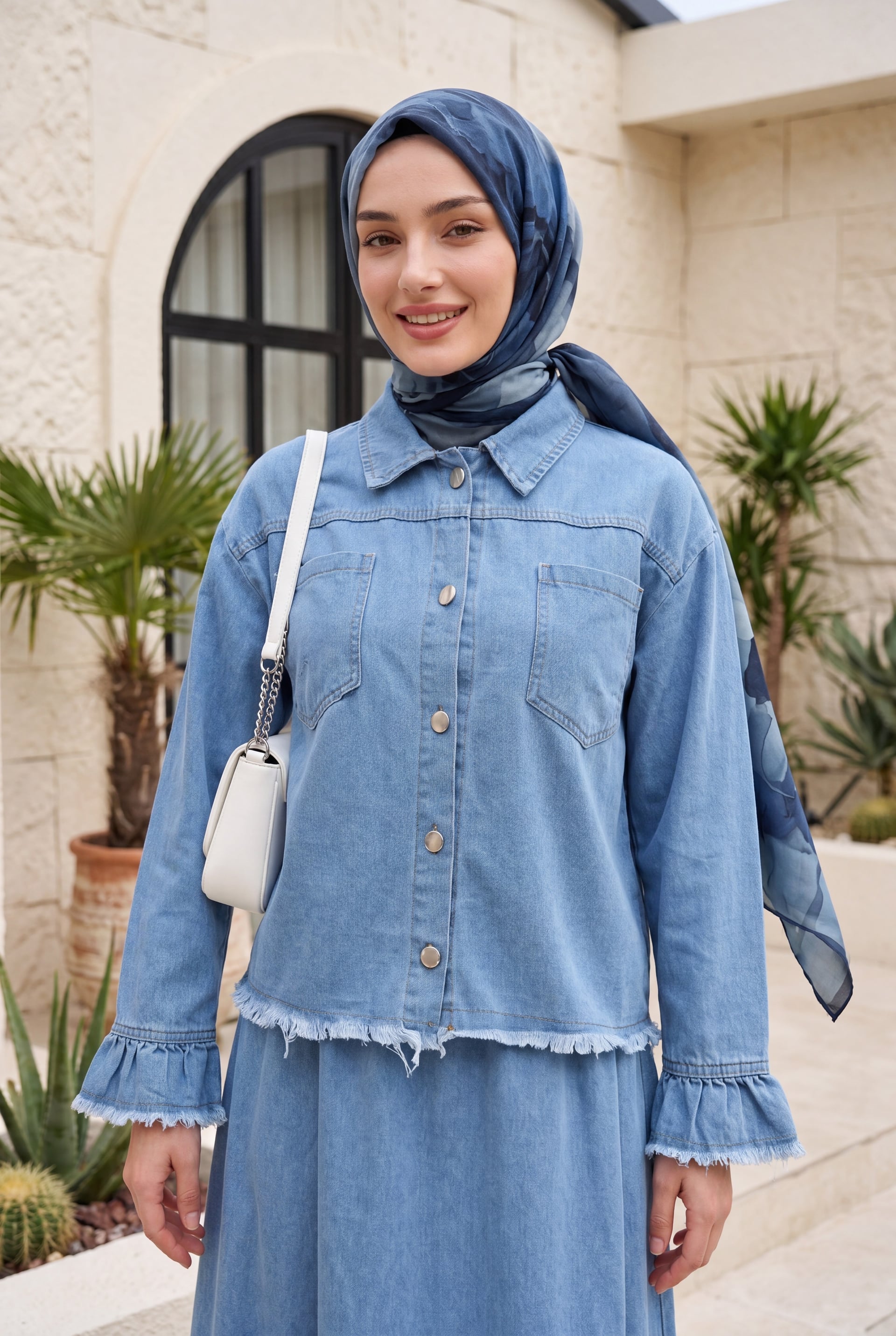 Shirt Collar Double Pocket Buttoned Frayed Hem Denim Co-ord Set - Blue - Podyumplus - by Peralane - photo 4