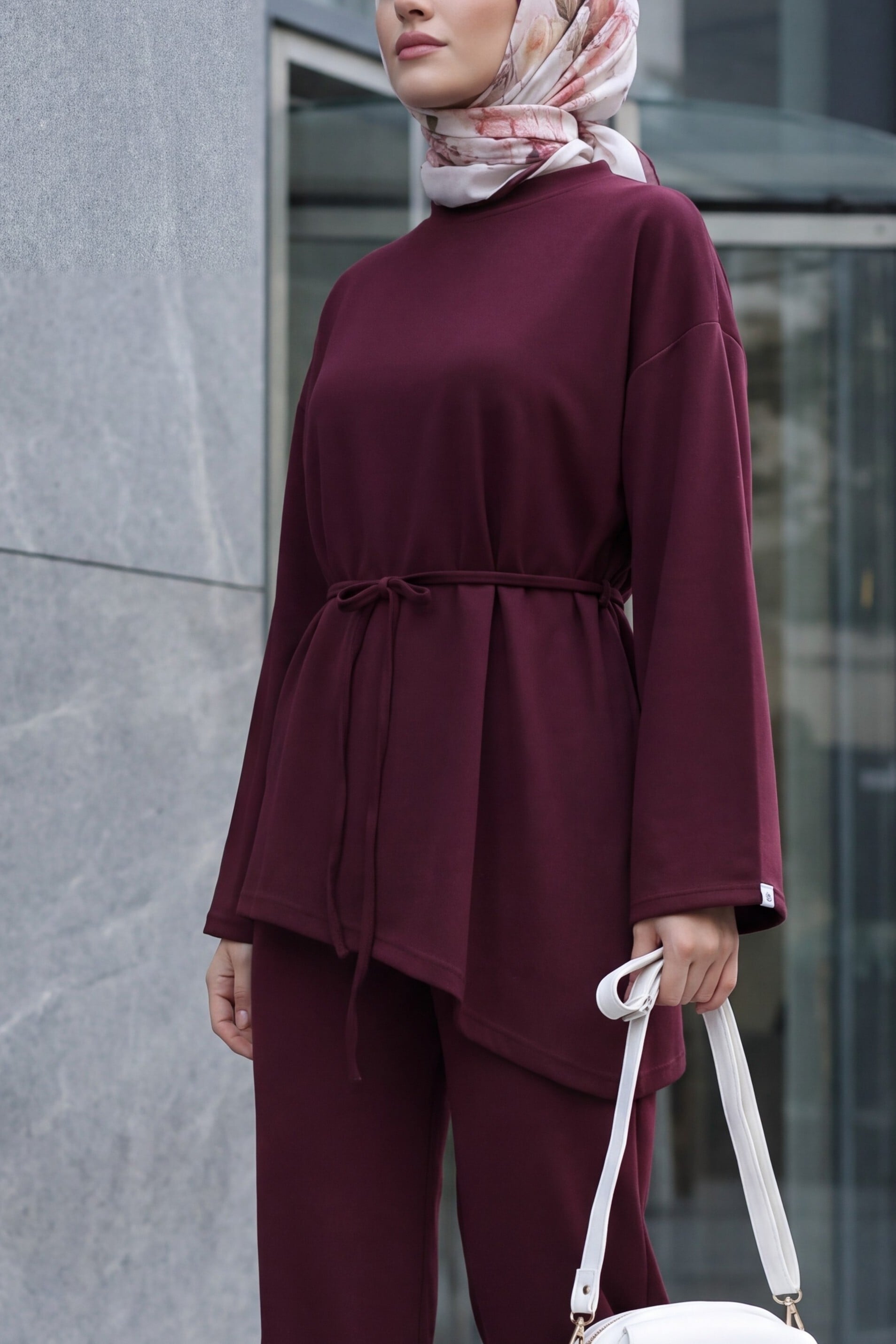 Asymmetric Cut Belted Oversize Jersey Lounge Set with Trousers - Burgundy - Podyumplus - by Peralane