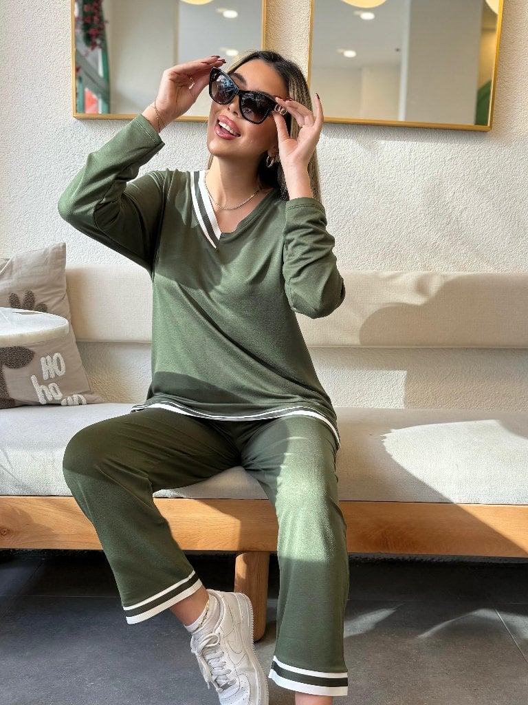 Women's Long-Sleeve V-Neck Lounge Set with Ribbed Details in Olive Green - Janes - by Peralane - photo 5