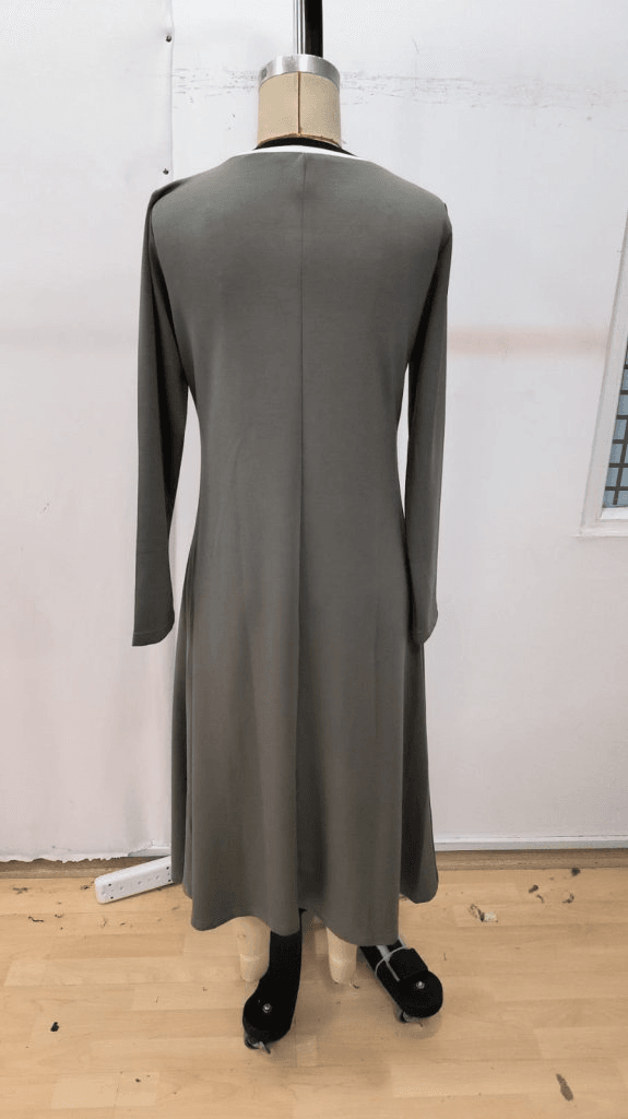 Women's Long Sleeve V-Neck Midi Dress in Olive Green - Janes - by Peralane - photo 6