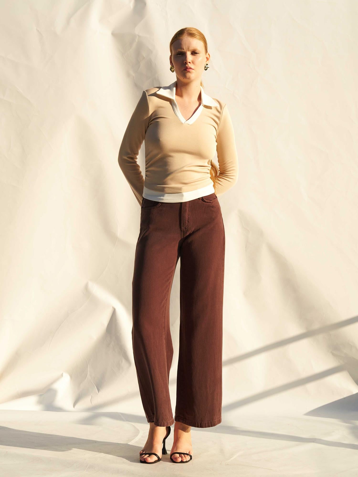 Women's Beige Long-Sleeved Contrast Collar Knit Blouse - Lefon - by Peralane - photo 4