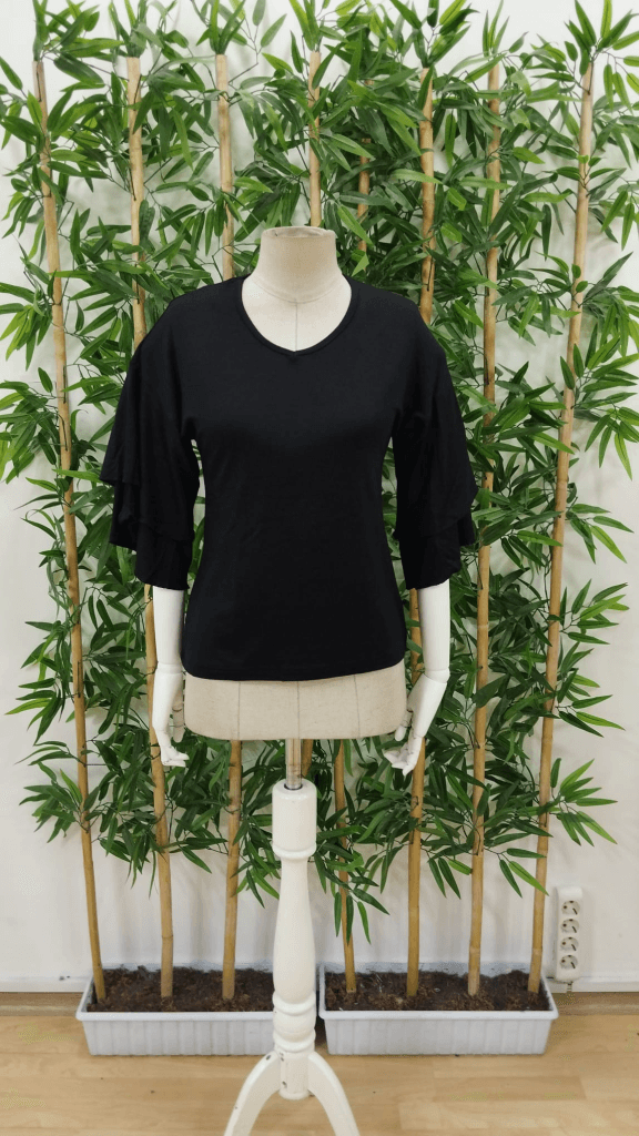 Women's Black V-Neck Short-Sleeve Flutter Sleeve T-Shirt - Janes - by Peralane - photo 6