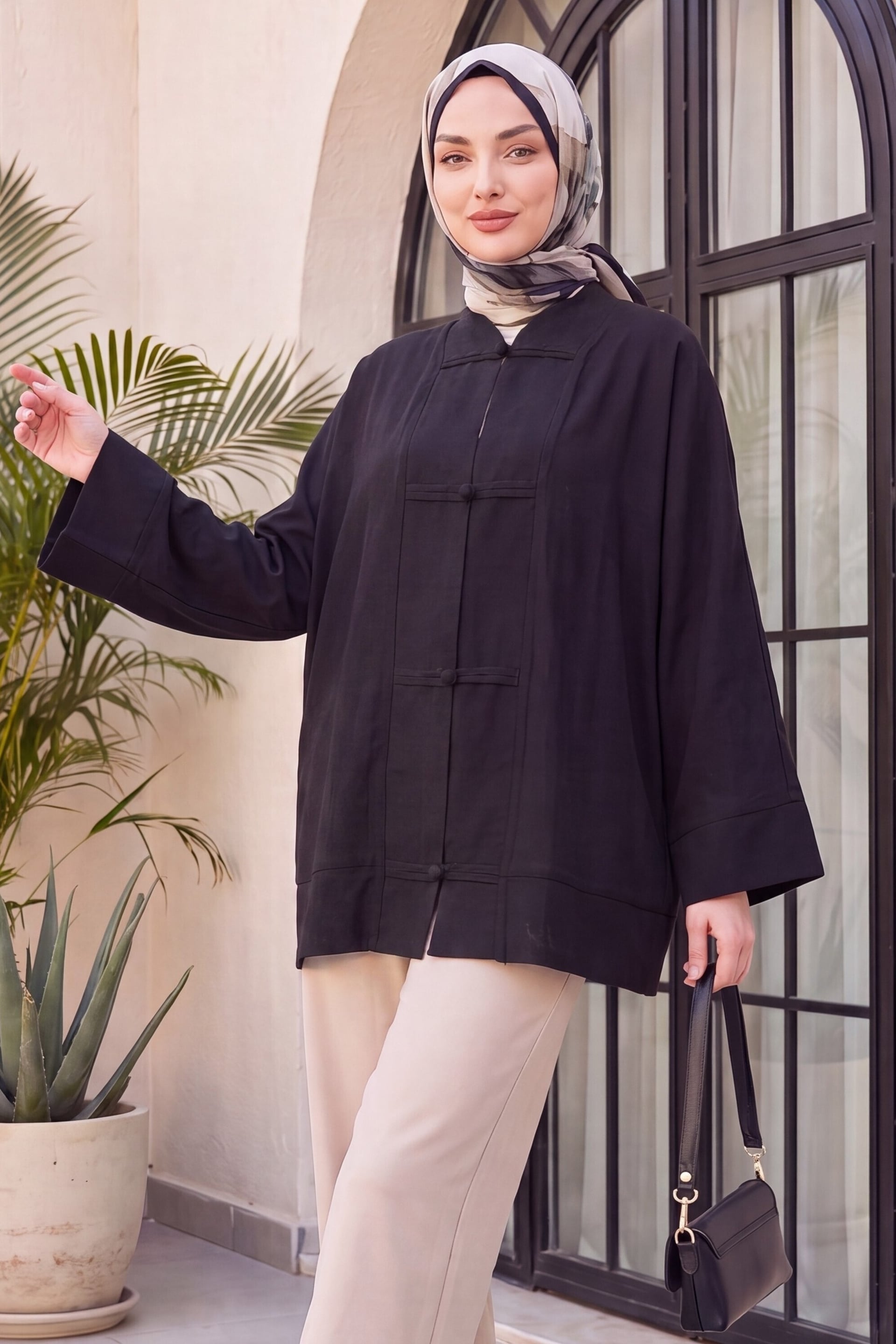 Bias-Trim Button V-Neck Organza Voile Oversize Kimono - Black - Podyumplus - by Peralane