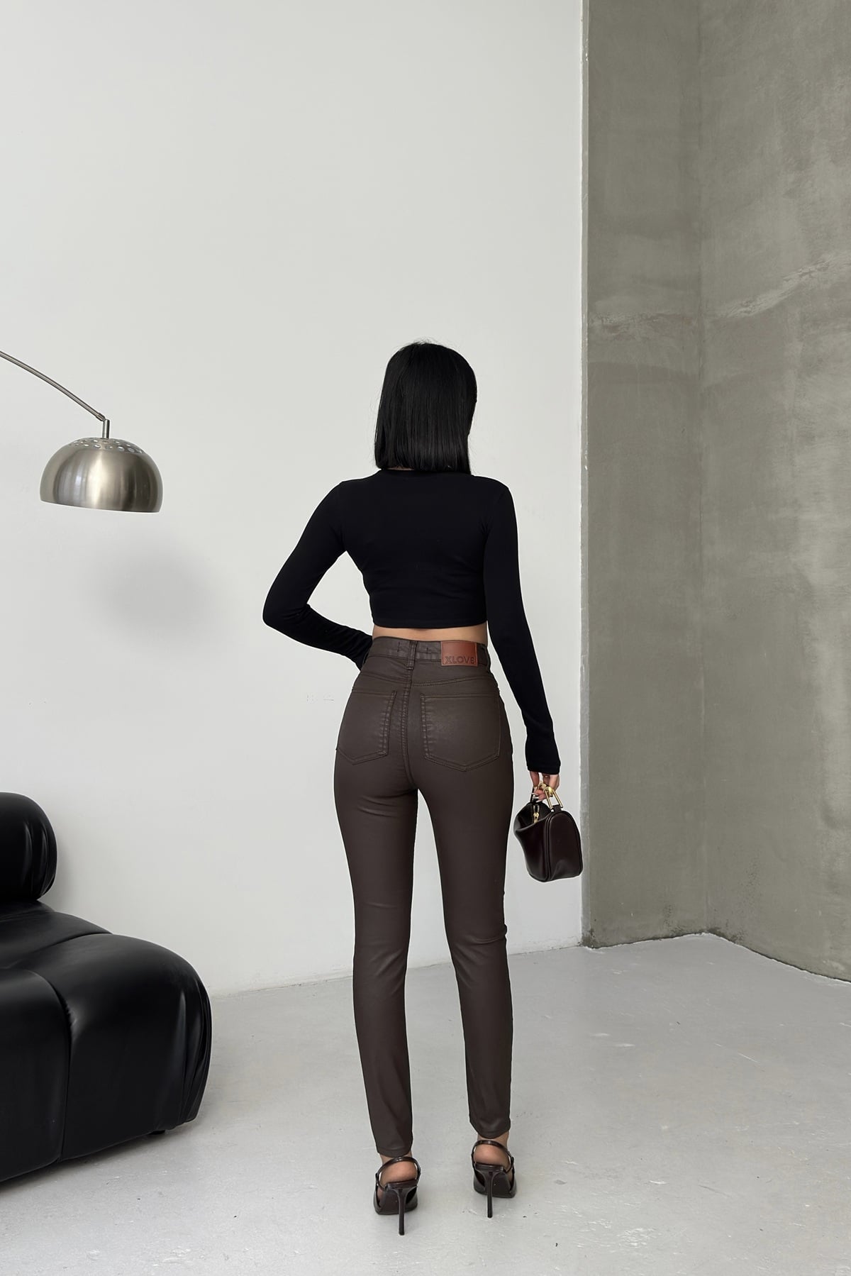 Women's High-Waist Skinny Faux Leather Trousers in Brown - Xlove - by Peralane - photo 2