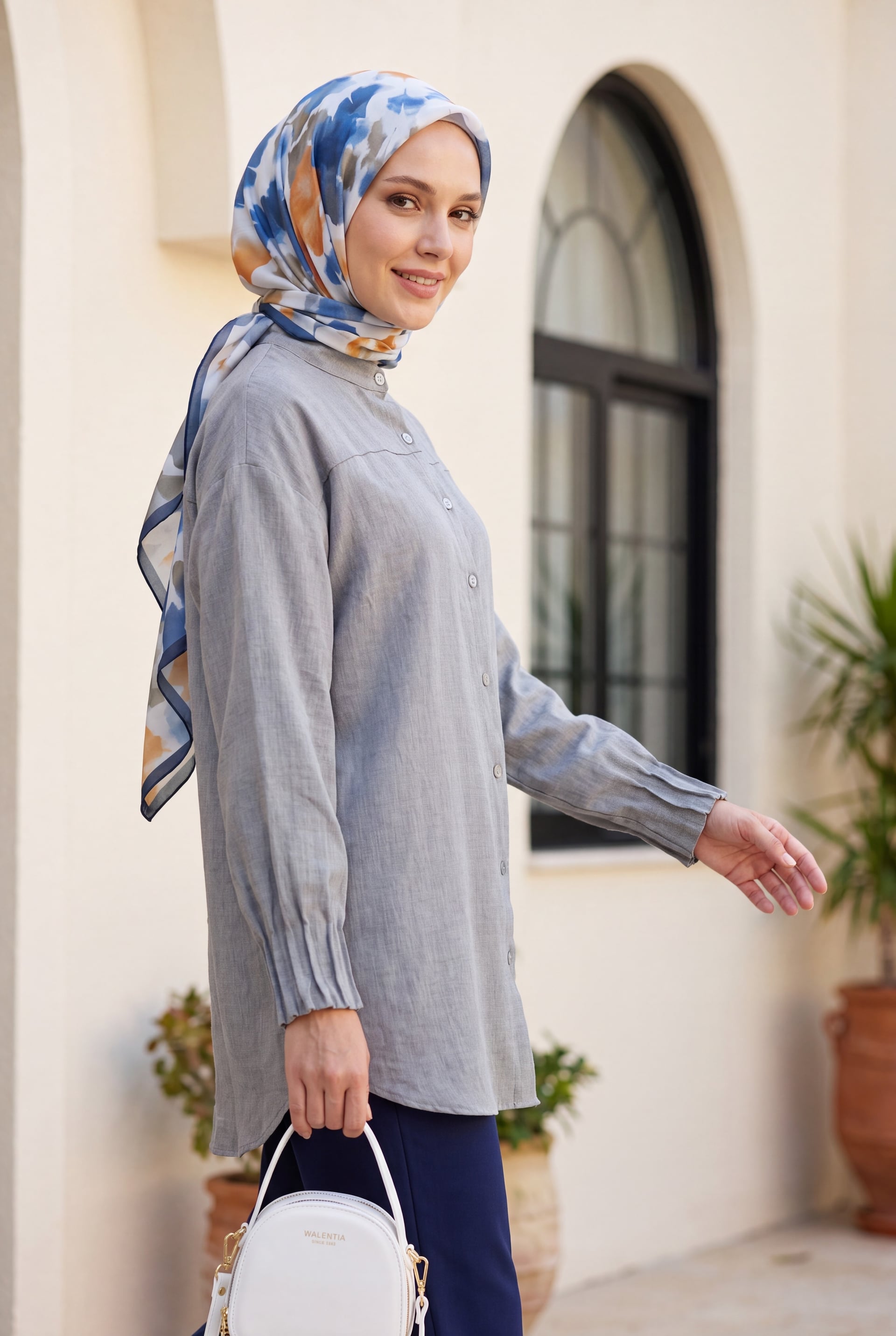 Oval Cut Shirt with Draped Cuffs - Grey - Podyumplus - by Peralane - photo 5