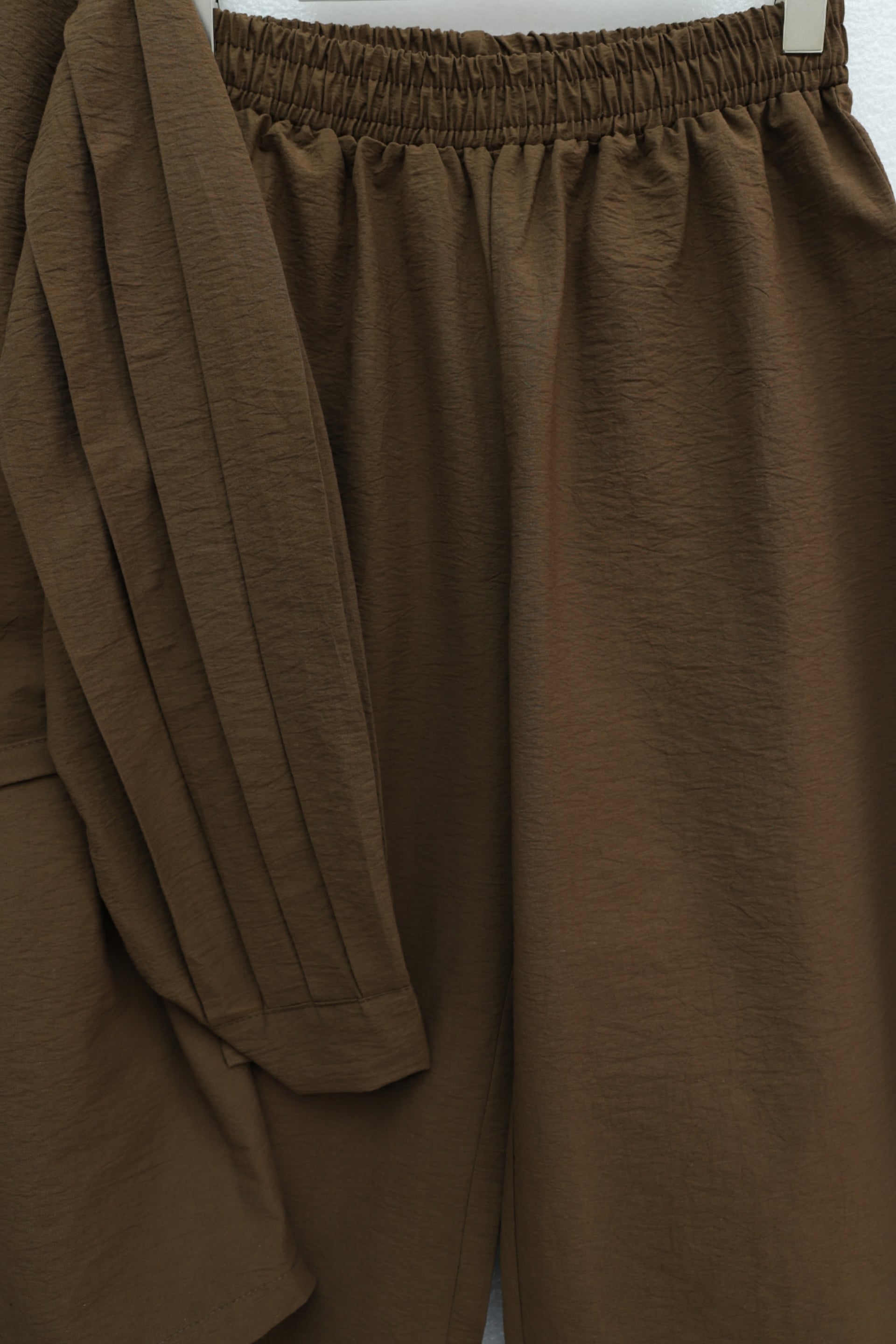 Women's Brown Two-Piece Set with Long Sleeves and Trousers, Melon Sleeve, Belted Waist - Lena - Podyumplus - by Peralane - photo 5