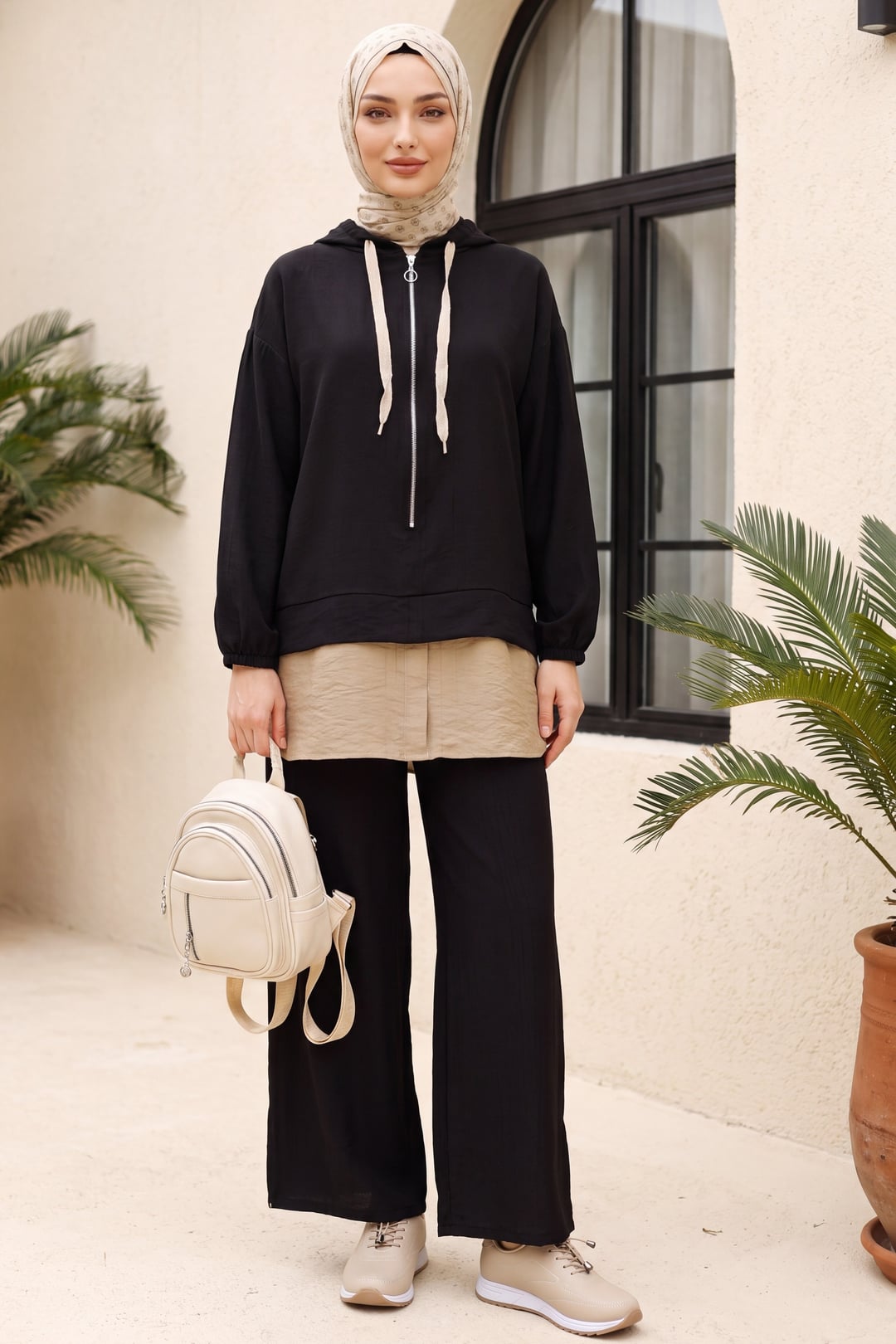 Half-Zip Hooded Sweatshirt and Wide-Leg Trousers Set - Black - Podyumplus - by Peralane