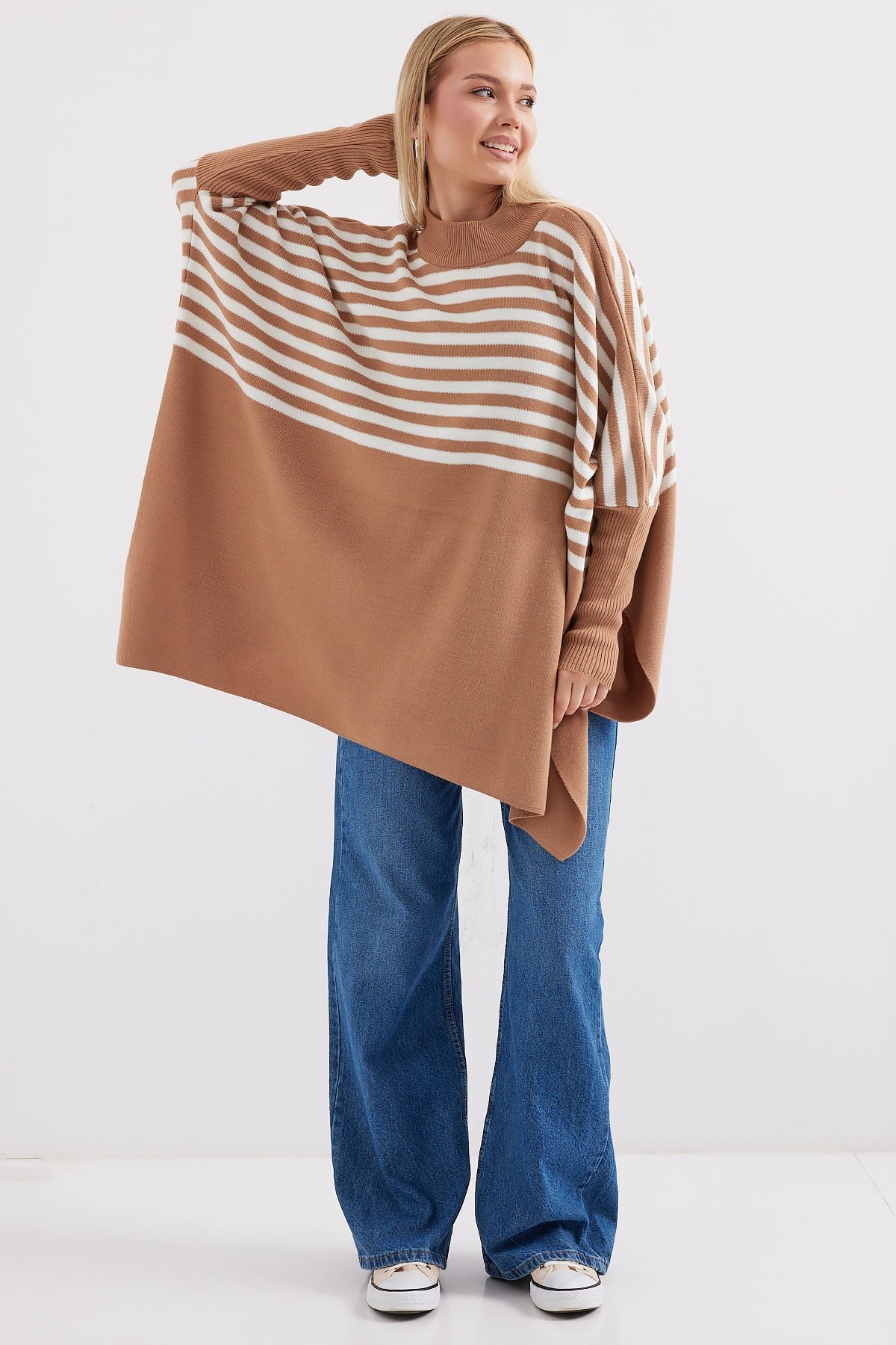 Oversize Poncho Knit Sweater with Side Slits - Brown and White Striped - Bigdart - by Peralane