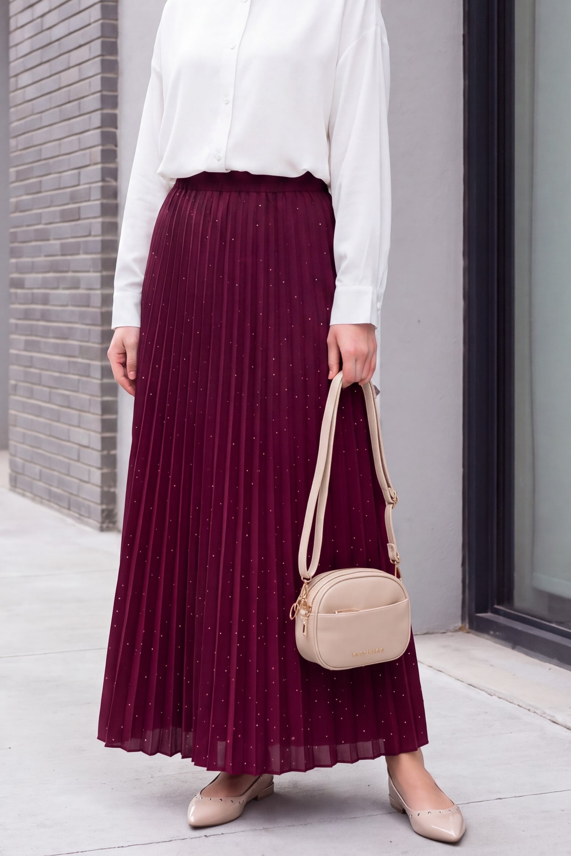Burgundy Pleated Skirt with Embellishments - Podyumplus - by Peralane