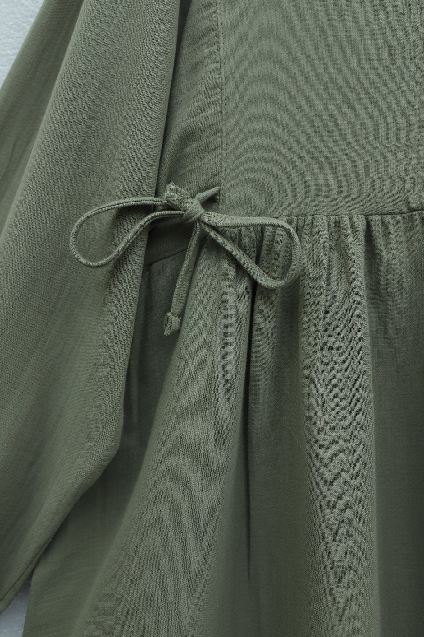 Half Button Long Sleeve Drawstring Waist Muslin Dress - Olive Green - Podyumplus - by Peralane - photo 4