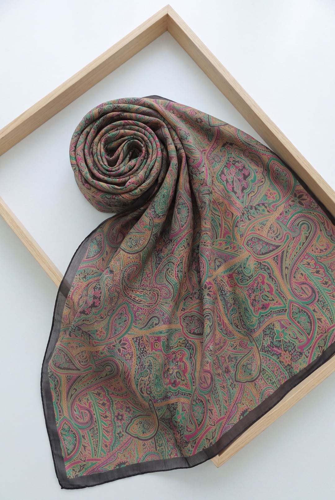 Traditional Floral Print Cotton Scarf - Green - Podyumplus - by Peralane
