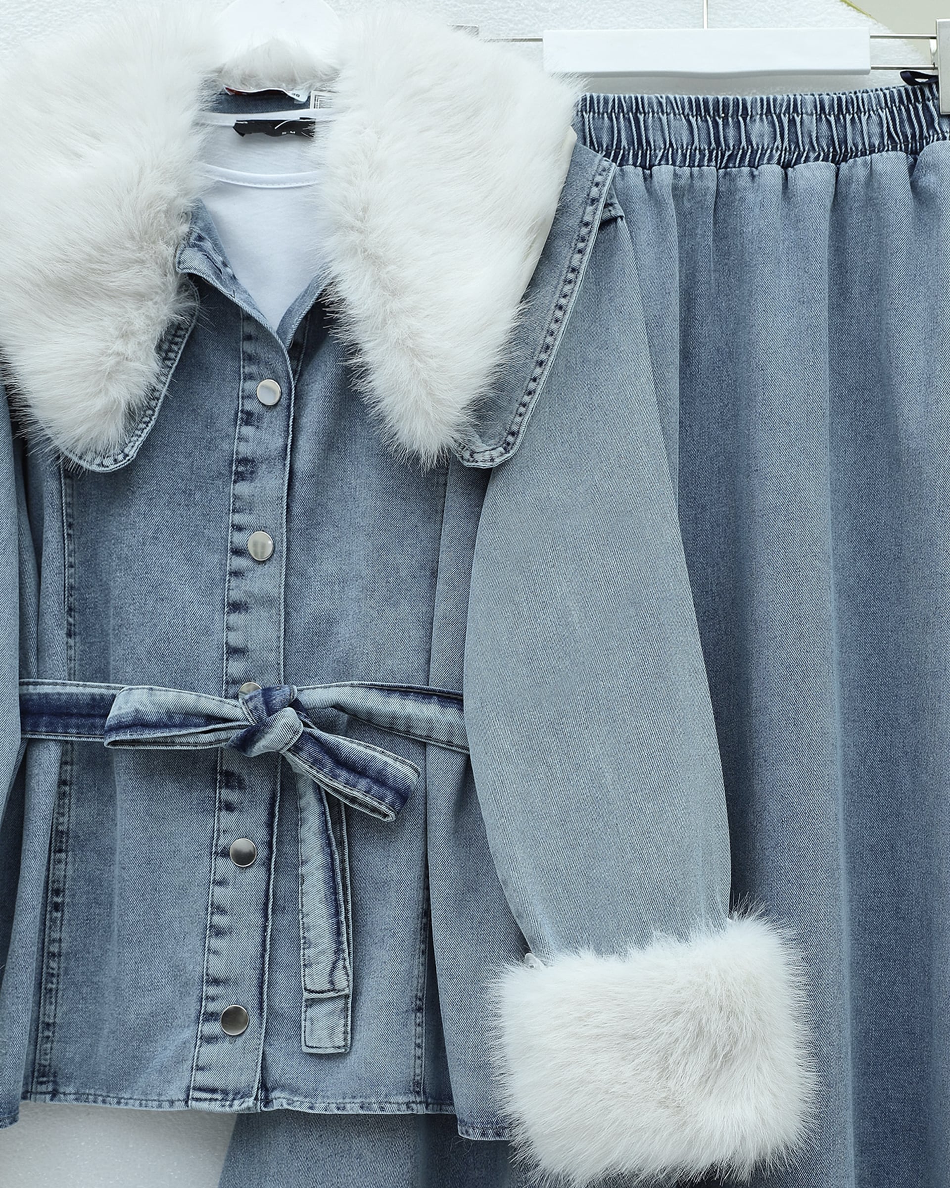 Women's Baby Collar Denim Suit with Faux Fur Collar and Cuffs, Belted Waist - Ice Blue - Podyumplus - by Peralane - photo 8