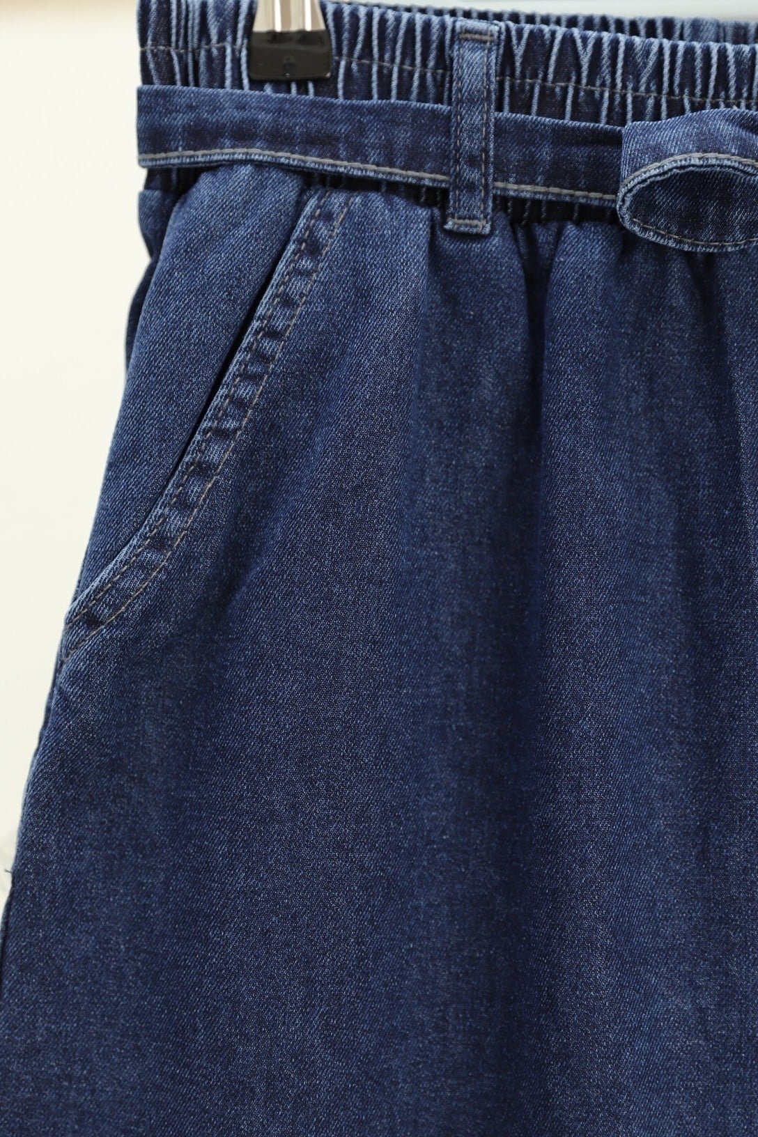 Wide-Leg Elasticated Waist Jeans with Belt - Indigo - Podyumplus - by Peralane - photo 5