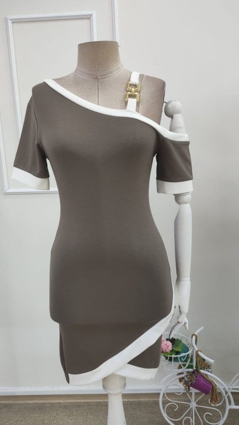 Women's Short-Sleeved Asymmetric Cut Neckline Striped and Accessory Detailed Modal Dress - Janes - by Peralane - photo 4