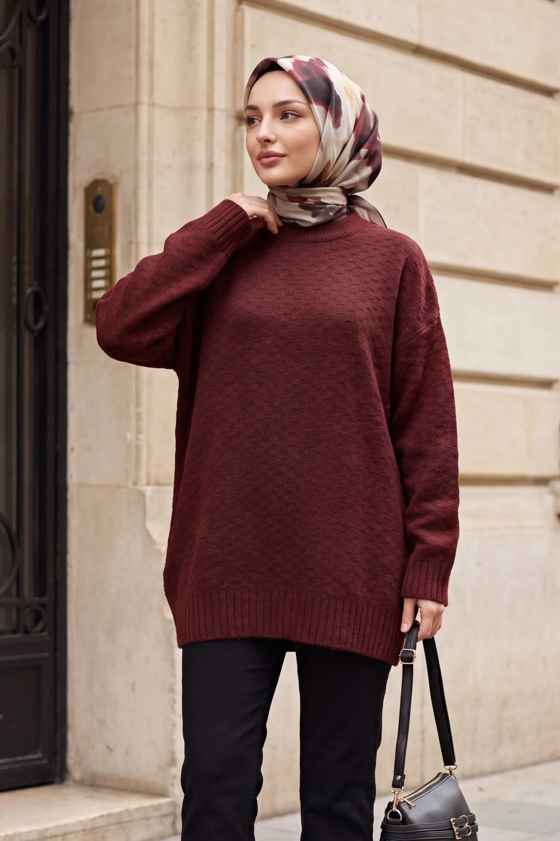 Round Neck Ribbed Hem Relaxed Knit Tunic - Burgundy - Podyumplus - by Peralane - photo 2