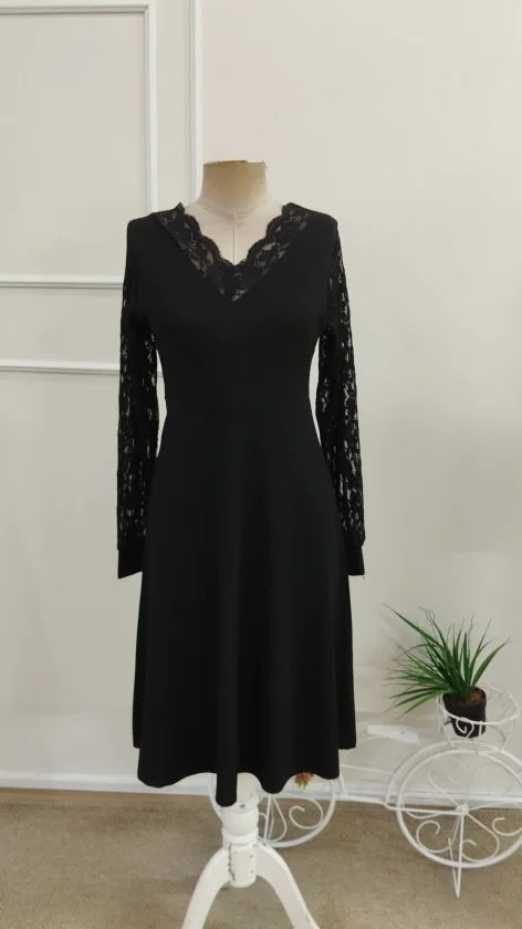 Women's Long Sleeve V-Neck Lace Trim Short Sequin Crepe Dress - Janes - by Peralane - photo 4