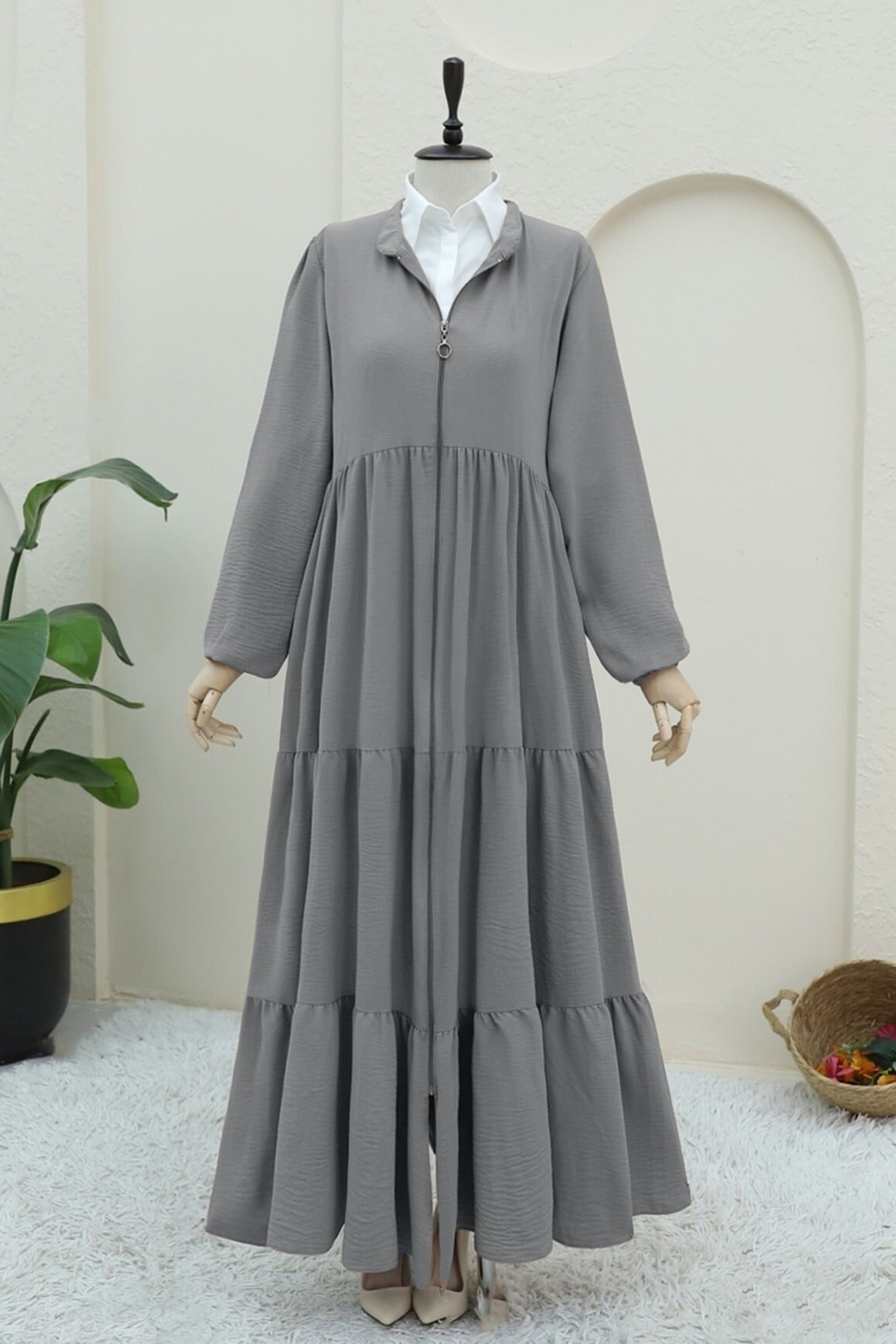 Zip-Front Tiered Ayrobin Abaya Dress in Light Grey - Podyumplus - by Peralane - photo 2