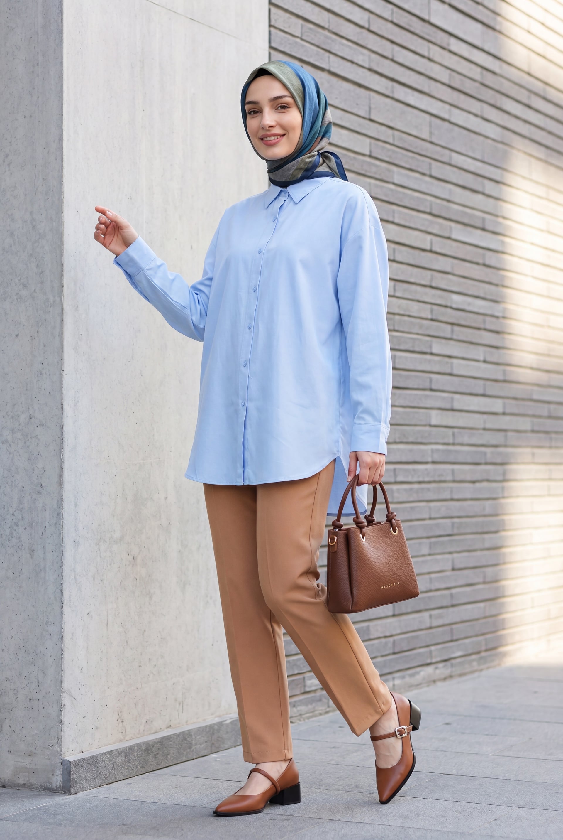High-Waist Zip-Front Straight-Leg Trousers - Tan - Podyumplus - by Peralane - photo 3