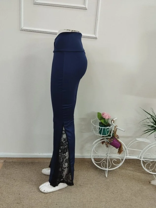 Women's High-Waist Flared Leggings with Lace Detail - Janes - by Peralane - photo 5