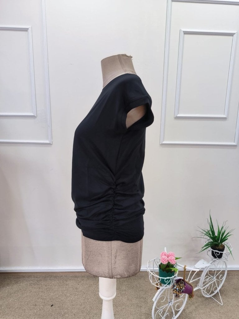 Women's Black Short Sleeve Crew Neck Ruched Side Blouse - Janes - by Peralane - photo 8