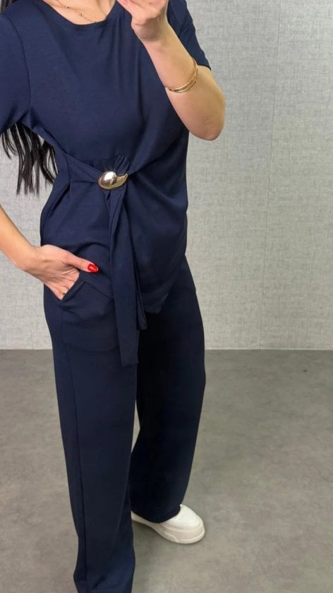 Women's Navy Blue Short Sleeve Round Neck Tie-Waist Blouse and Wide-Leg Trousers Two-Piece Set - Janes - by Peralane - photo 3