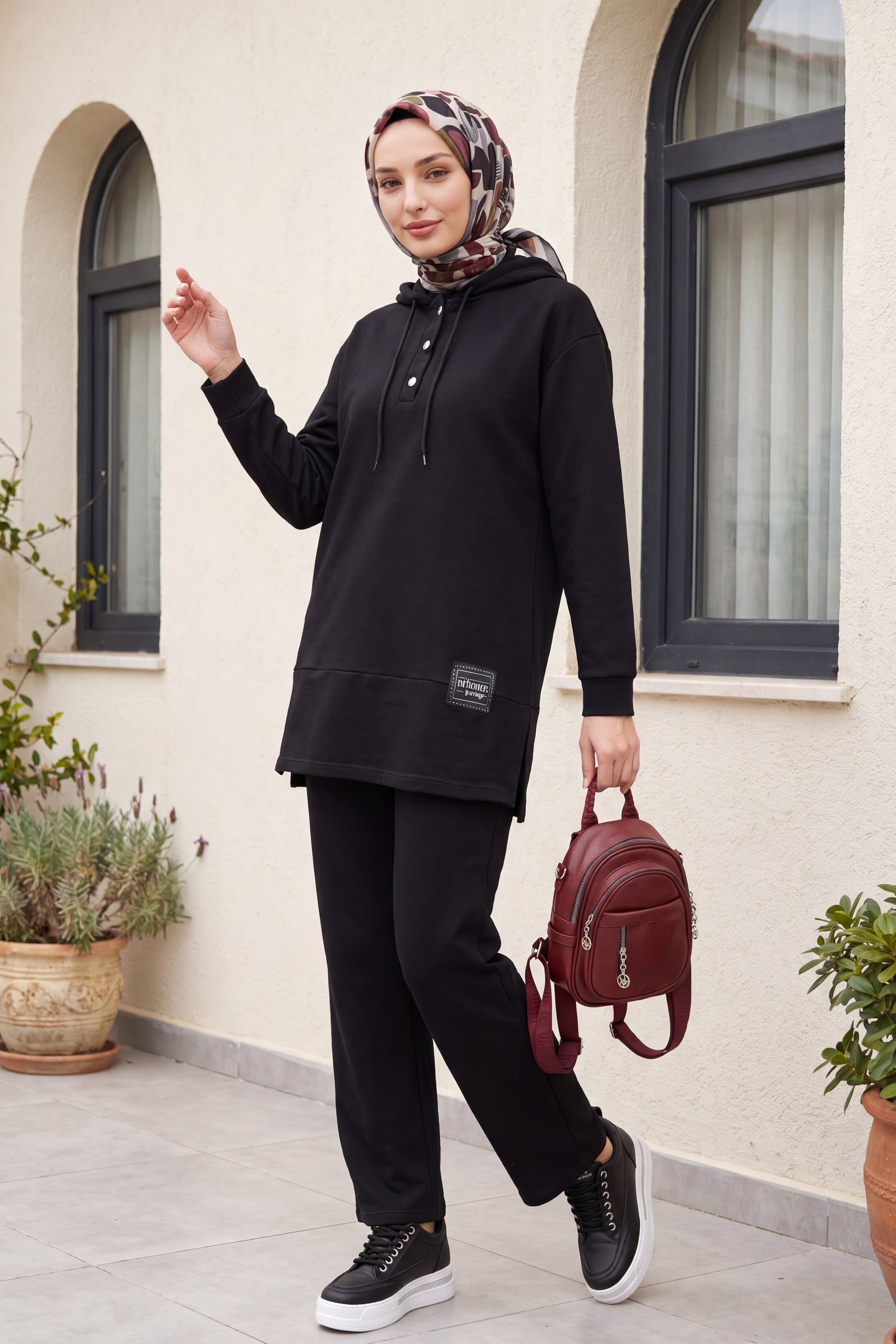 Black Hooded Two-Piece Lounge Set with Henley Neckline - Podyumplus - by Peralane