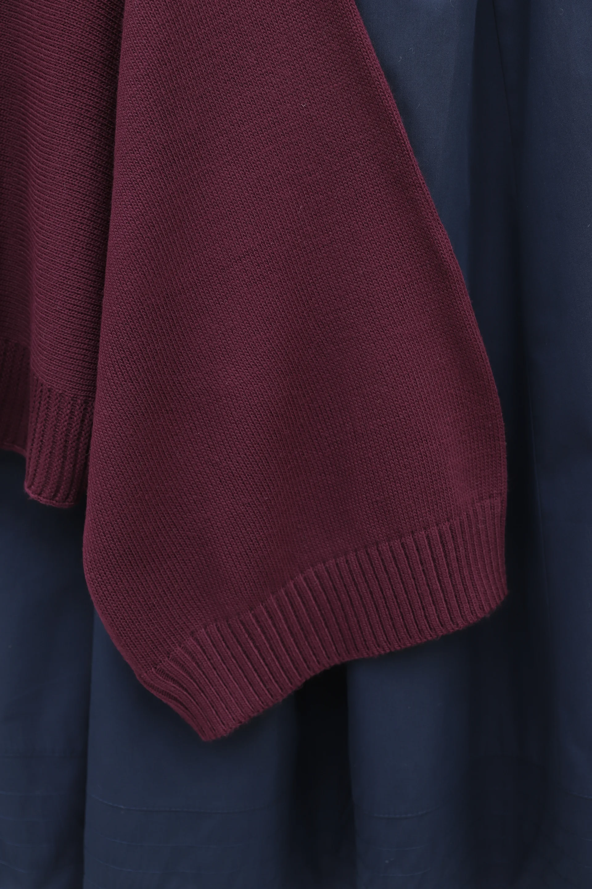 Half Mock Neck Batwing Sleeve Tunic Sweater - Maroon - Podyumplus - by Peralane - photo 5