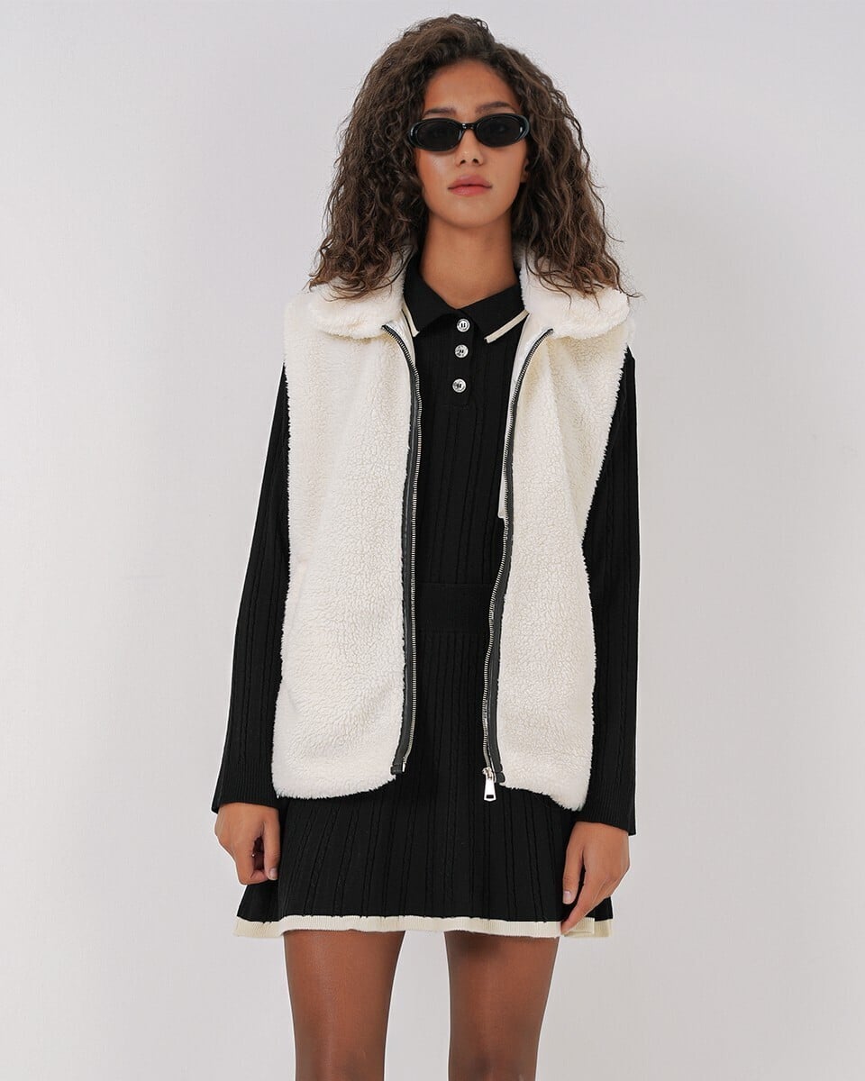 White Faux Fur Collar Zip-Up Vest - Bigdart - by Peralane - photo 3