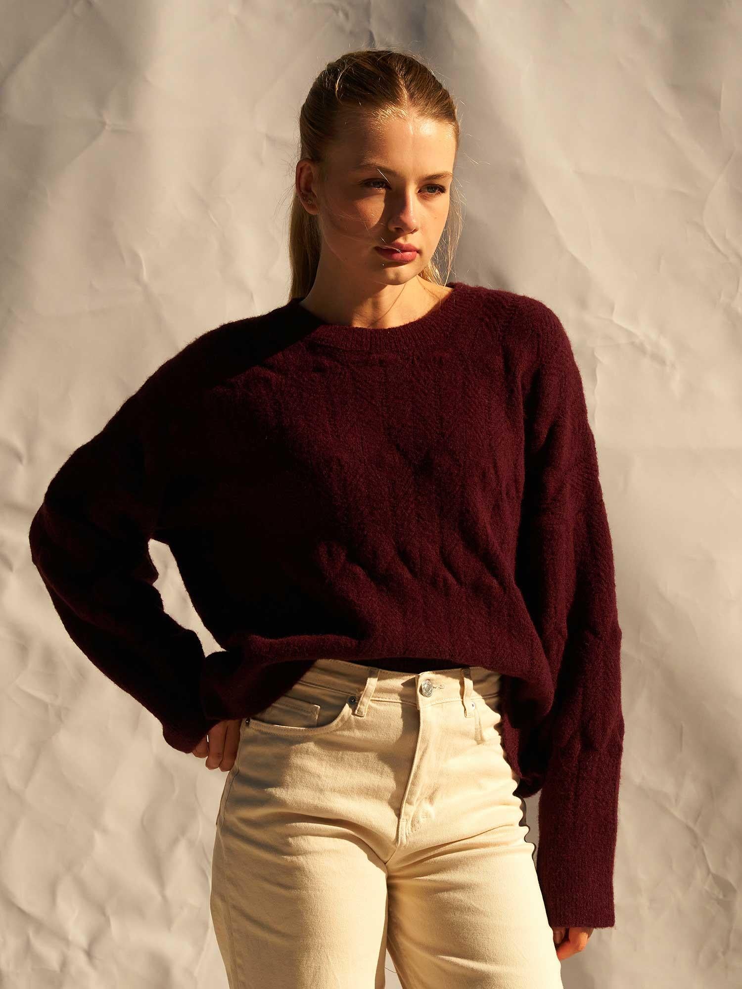 Burgundy Oversize Crew Neck Knit Sweater for Women - Lefon - by Peralane - photo 5