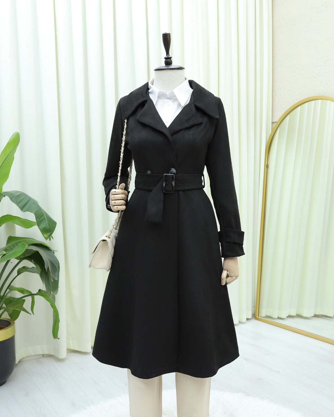 Belted Suede Coat with Pockets - Black - Podyumplus - by Peralane