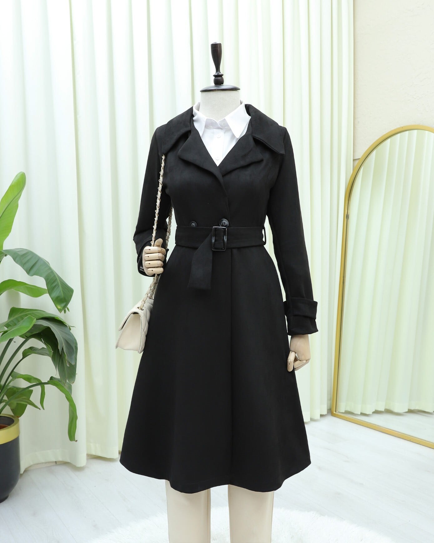 Belted Suede Coat with Pockets - Black - Podyumplus - by Peralane