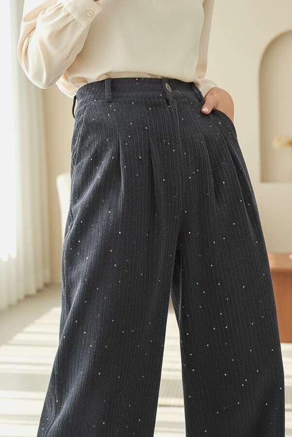 Pleated Wide-Leg Velvet Trousers with Glitter Details - Anthracite - Podyumplus - by Peralane - photo 3