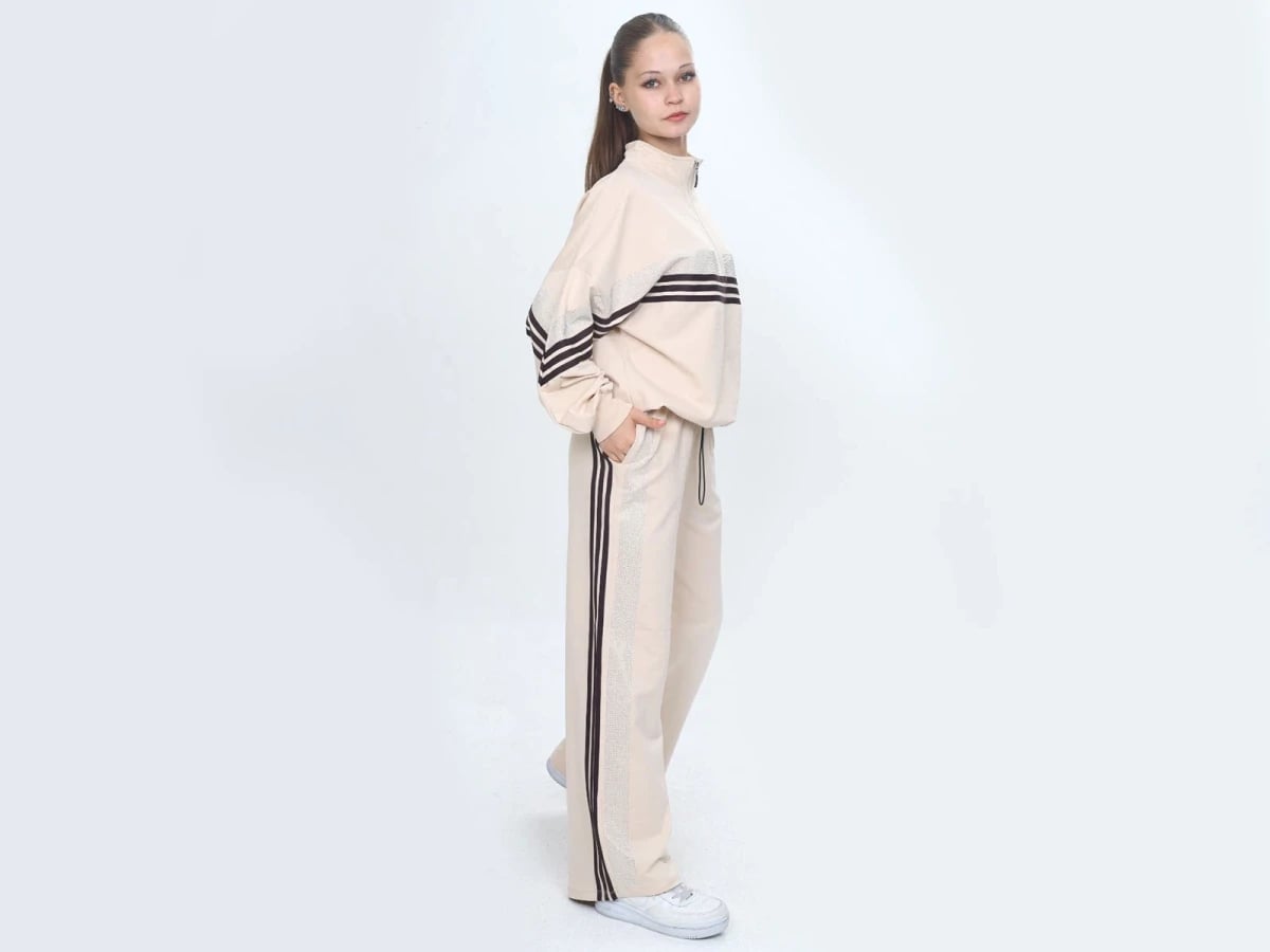 Striped 2-Piece Girls' Tracksuit Set with Zip-Up Jacket and Trousers - Vizviz - by Peralane