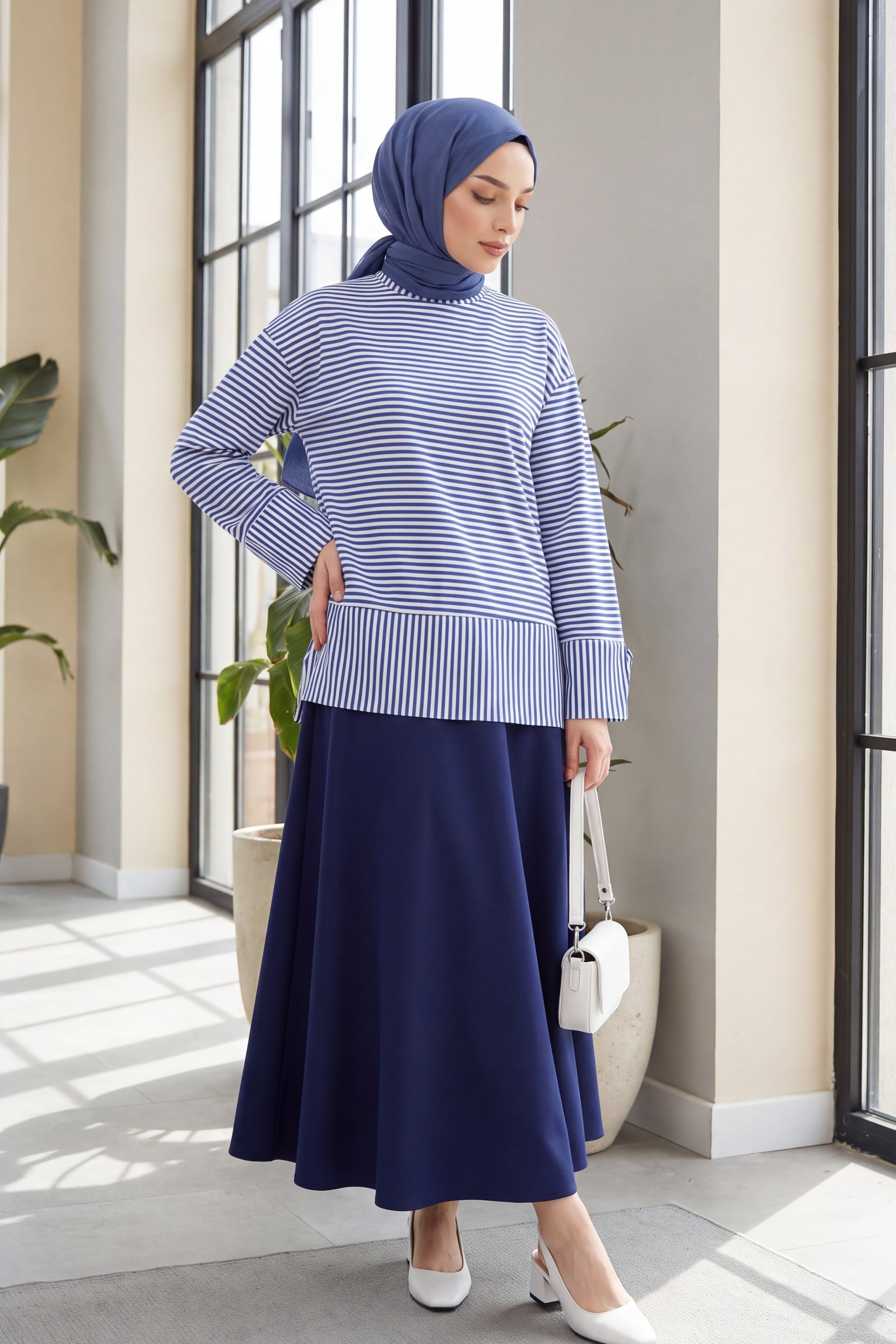 Women's Striped Viscose Sweatshirt with Crew Neck and Side Slits - Indigo - Podyumplus - by Peralane - photo 3