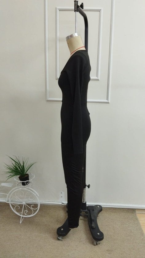 Women's Long-Sleeved Square Neck Thumbhole Knit Jumpsuit - Janes - by Peralane - photo 6