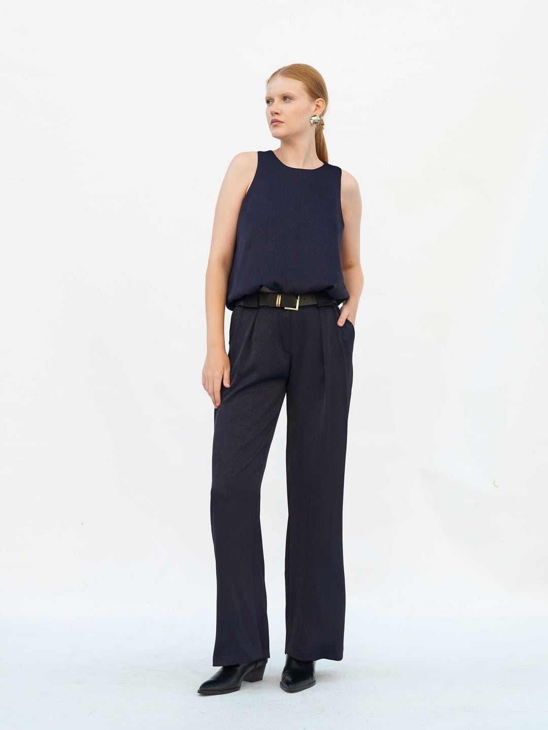Navy Blue Sleeveless Textured Blouse - Lefon - by Peralane - photo 5