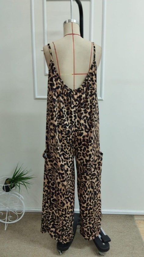 Women's Sleeveless Wide-Leg Leopard Print Jumpsuit with Pockets - Janes - by Peralane - photo 6