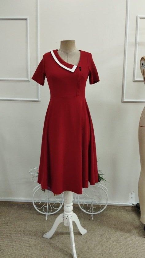 Women's Short Sleeve Asymmetric Neckline Midi Crepe Dress - Janes - by Peralane - photo 4