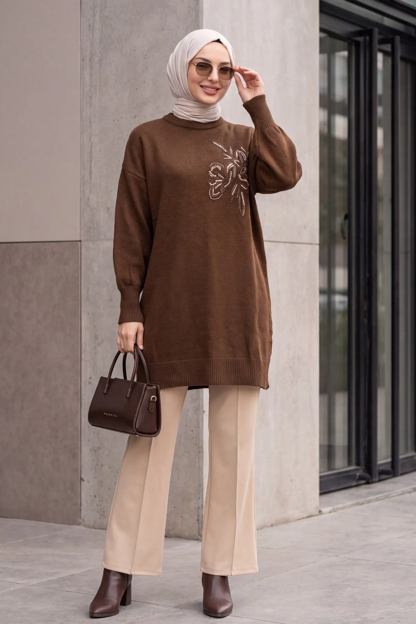 Brown Beaded Crewneck Knit Tunic with Slits - Podyumplus - by Peralane - photo 4