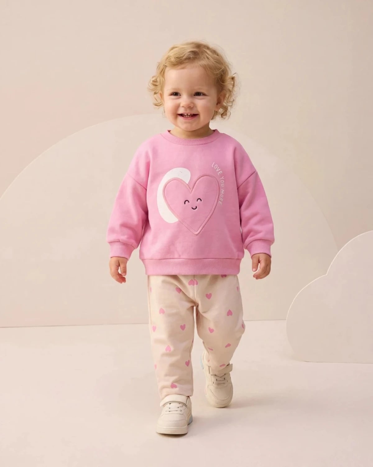 Girls' Two-Piece Sweatshirt and Trousers Set - Pink - Interkidsy - by Peralane