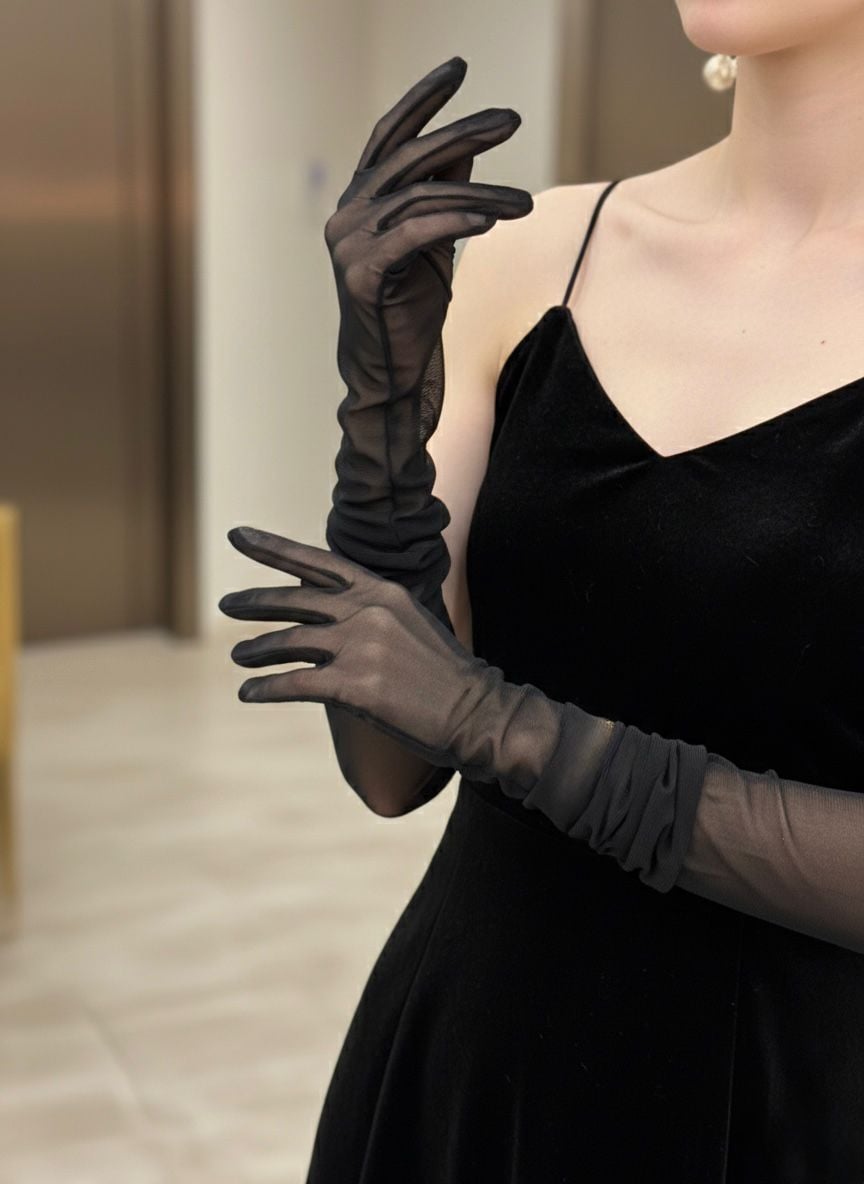 Black Sheer Long Gloves with Ruched Detail - Nesvay - by Peralane
