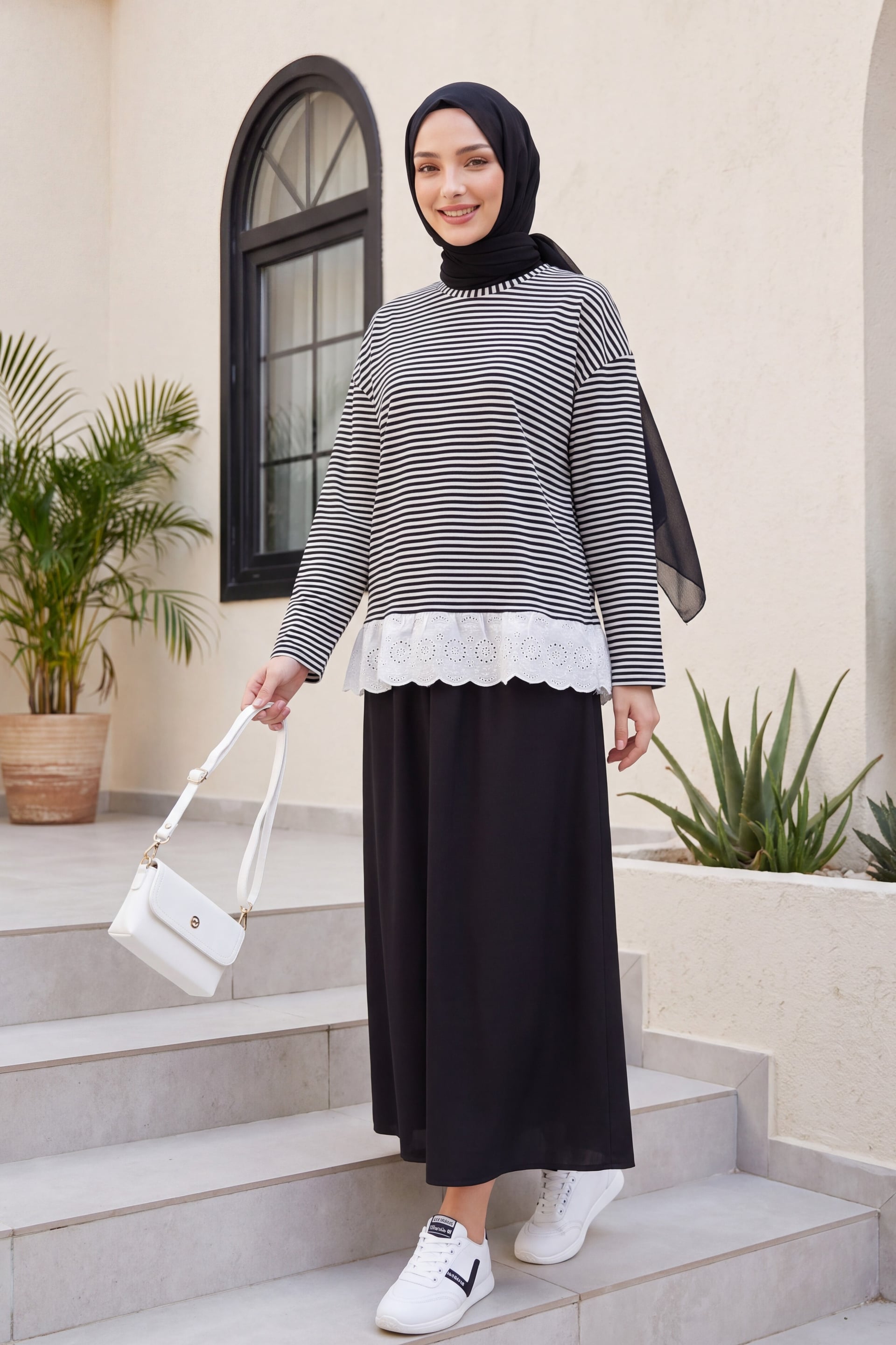 Striped Crew Neck Tunic Sweatshirt with Scalloped Hem - Black - Podyumplus - by Peralane - photo 6