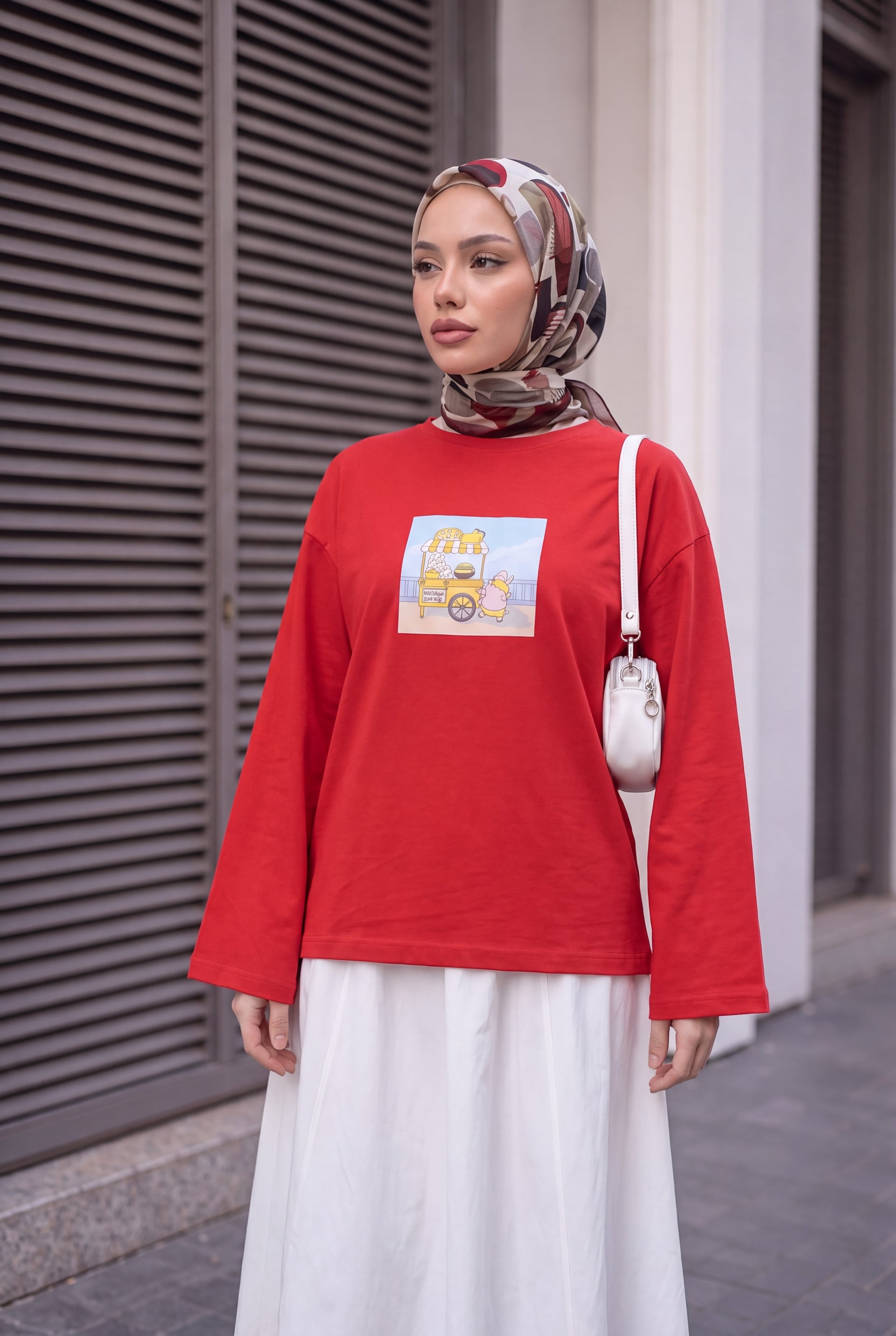 Crew Neck Printed Relaxed Cotton Sweatshirt - Red - Podyumplus - by Peralane - photo 3