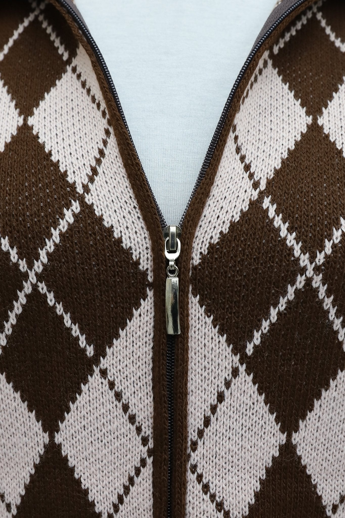 Polo Collar Zip-Front Argyle Pattern Knit Set - Powder - Podyumplus - by Peralane - photo 8