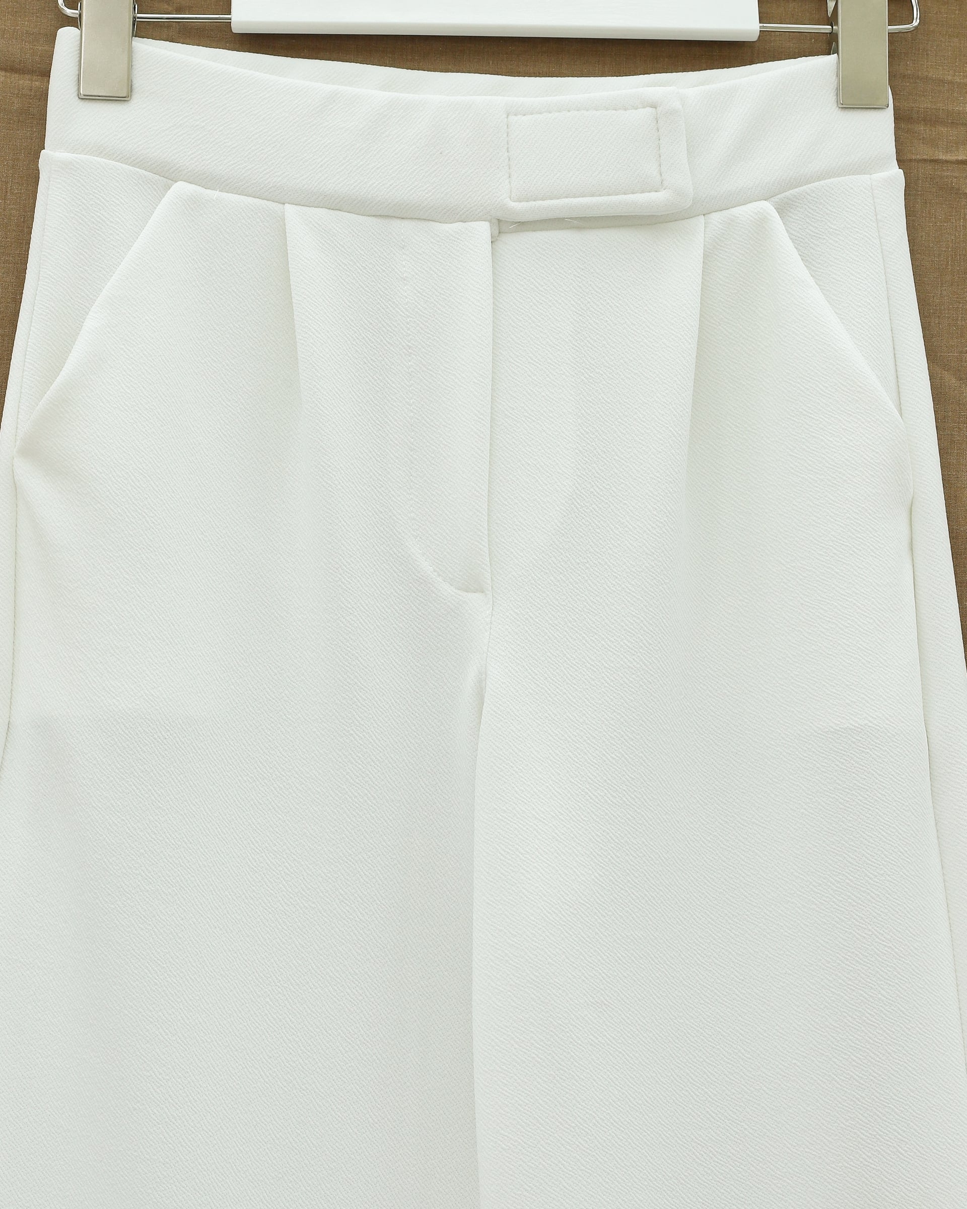 White Wide-Leg Trousers with Concealed Front Closure - Podyumplus - by Peralane - photo 8